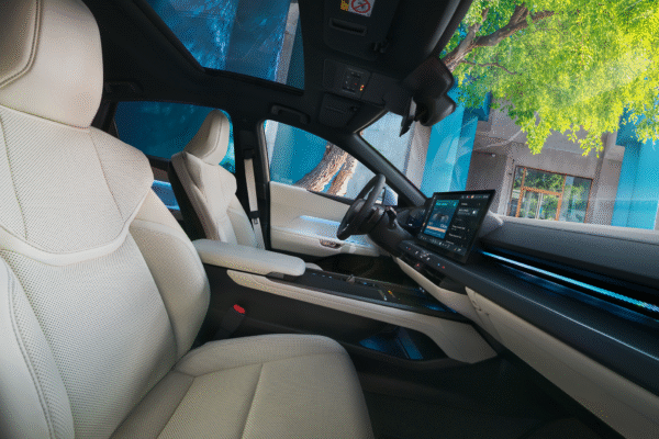 Interior_noul_ES_fata-2